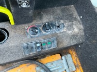 THWAITES 9 TON CABBED ROAD LEGAL STRAIGHT SKIP DUMPER - 23