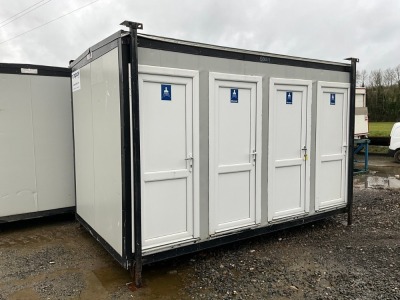 APPROX. 12ft x 10ft STEEL CLAD 4 CUBICLE SHOWER BLOCK