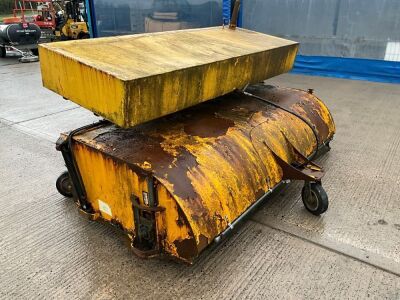 JCB 8FT HYDRAULIC ROAD BRUSH TO SUIT FORKLIFT