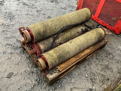 APPROX. 4No. 1000mm ROLLERS