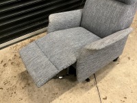 ELECTRIC RISER & RECLINER CHAIR - 14