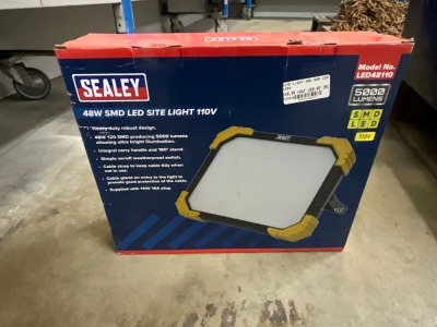 UNUSED SEALEY 48W SMD LED 110v SITE LIGHT