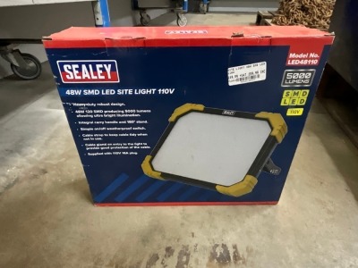 UNUSED SEALEY 48W SMD LED 110v SITE LIGHT
