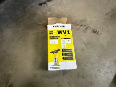 UNUSED KARCHER WV1 CORDLESS WINDOW VACUUM