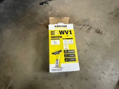 UNUSED KARCHER WV1 CORDLESS WINDOW VACUUM