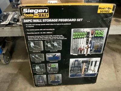 UNUSED SIEGEN 34 PIECE WALL STORAGE PEG BOARD