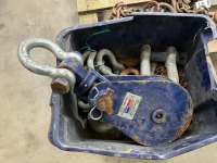 PLASTIC CRATE TO INC. PULLEY BLOCK, CHAINS, LARGE SHACKLES, ETC - 3