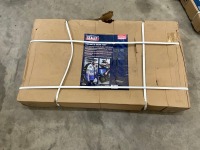 UNUSED SEALEY FREE STANDING MOTORCYCLE HELMET & GEAR TIDY