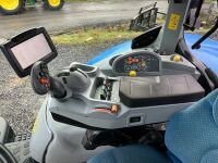 NEW HOLLAND T7.260 4WD TRACTOR - 25