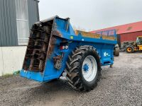 K TWO DUO 900 SINGLE AXLE DUNG SPREADER - 6