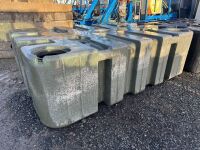 APPROX. 1000 GALLON PLASTIC WASTE WATER TANK (GREY)