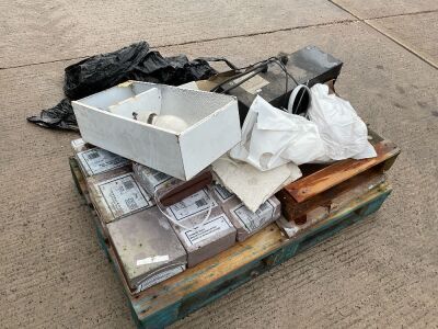 PALLET TO INC. APPROX. 10No. UNUSED PACKS OF HEAT STORAGE BRICKS & 2No. ASSORTED LIGHTS