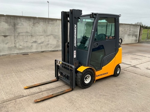 JUNGHEINRICH TFG320S 2 TON GAS FORKLIFT&nbsp;
