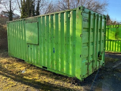 APPROX. 20ft x 8ft SHIPPING CONTAINER (K5218)