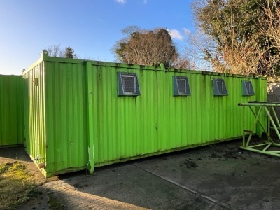 APPROX. 30ft x 10ft ANTI VANDAL TOILET BLOCK (K5607)