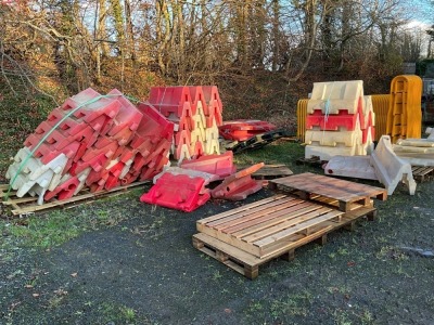 APPROX. 70No. 1000mm PLASTIC JERSEY KERBS