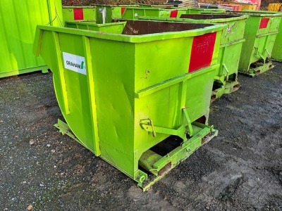 LARGE FORKLIFT TIPPING SKIP (K7957)
