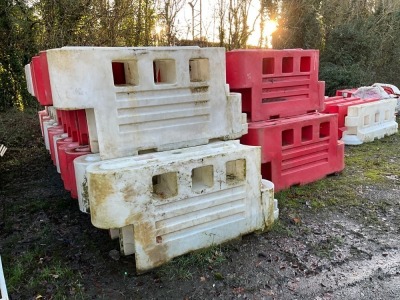 APPROX. 57No. ASSORTED 2000mm PLASTIC JERSEY KERBS&nbsp;