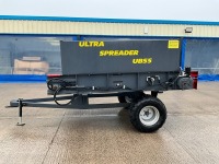 UNUSED ULTRA SPREADER UB55 SINGLE AXLE TRACTOR DRIVEN TOP DRESSER SPREADER - 4