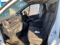 VAUXHALL VIVARO 2900 SPORTIVE L2 H1 1.6 CDTI 115PS - 11