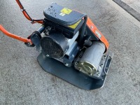 BELLE LCE4001 110V COMPACTION PLATE - 4