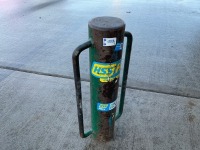 MANUAL HAND HELD POST DRIVER