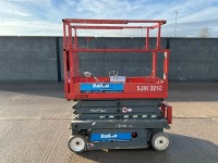 SKYJACK SJIII-3219 19FT BATTERY OPERATED SCISSOR LIFT (AC239) - 2