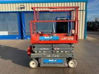SKYJACK SJIII-3219 19FT BATTERY OPERATED SCISSOR LIFT (AC239) - 6