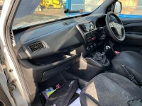 VAUXHALL COMBO 2300 ECOFLEX L2 H1 1.3 CDTI 16V&nbsp; - 11