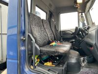 IVECO EUROCARGO 150E22 15 TON SCRAB ROAD SWEEPER - 21