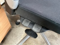 TWO PERSON BENCH DESK INC. 2No. DESKS, 2No. PEDESTALS, 2No. Operator Chairs, 4No. Privacy Screens - 12