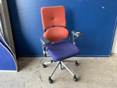 STEELCASE STRATOR OPERATORS CHAIR