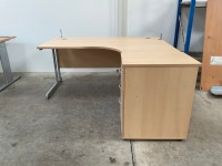 1600mm RIGHT HAND CORNER DESK & 3 DRAWER PEDESTAL - 3