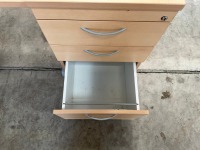 1600mm RIGHT HAND CORNER DESK & 3 DRAWER PEDESTAL - 7