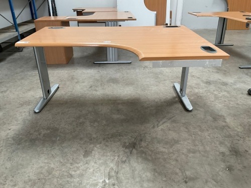 1600mm RIGHT HAND CORNER DESK & 3 DRAWER PEDESTAL