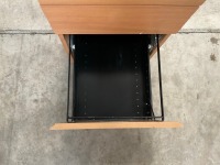 1600mm RIGHT HAND CORNER DESK & 3 DRAWER PEDESTAL - 8