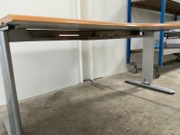 1600mm RIGHT HAND CORNER DESK & 3 DRAWER PEDESTAL - 10