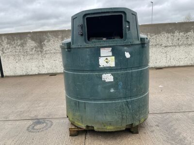 DESO V2350DD 2350lt BUNDED PLASTIC FUEL TANK