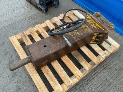 HYDRAULIC ROCK HAMMER TO SUIT 3-4 TON DIGGER