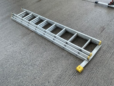 8 TREAD ALUMINIUM TRIPLE EXTENSION LADDER