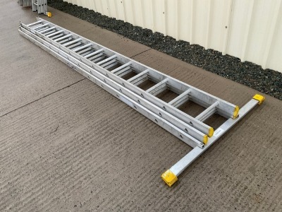 14 TREAD ALUMINIUM TRIPLE EXTENSION LADDER