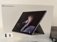 MICROSOFT SURFACE PRO MODEL 1796 i5 & MICROSOFT SURFACE PRO KEYBOARD - 7