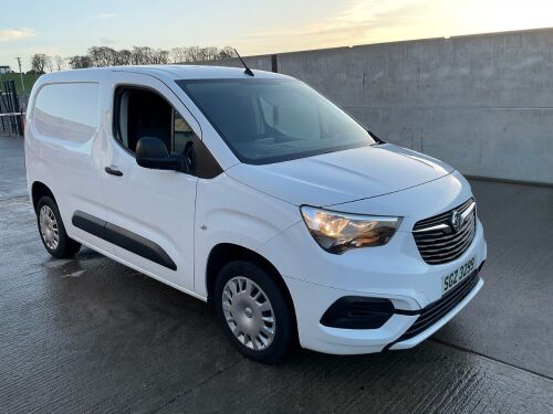 VAUXHALL COMBO 2300 SPORTIVE CARGO L1 H1 1.5 TURBO D 100PS