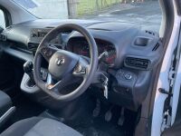 VAUXHALL COMBO 2300 SPORTIVE CARGO L1 H1 1.5 TURBO D 100PS - 21