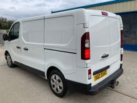 RENAULT TRAFIC SL28 BUSINESS+ SWB 2.0 BLUE DCI 130PS - 14