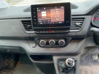 RENAULT TRAFIC SL28 BUSINESS+ SWB 2.0 BLUE DCI 130PS - 26