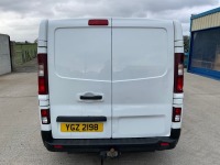 RENAULT TRAFIC SL28 BUSINESS+ SWB 2.0 BLUE DCI 130PS - 14