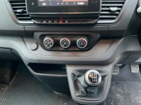 RENAULT TRAFIC SL28 BUSINESS+ SWB 2.0 BLUE DCI 130PS - 28