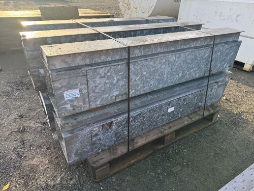PALLET TO INC. 6No. APPROX. 1.4m STEEL CATNIC HEADS