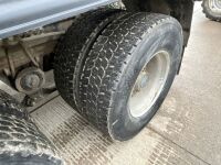 RENAULT 460 COMFORT 8x4 AUTOMATIC CONCRETE TRUCK - 12